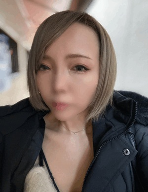 みな