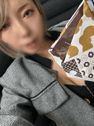 みな