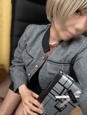 みな