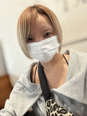 みな