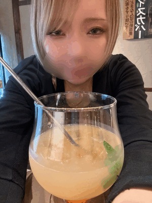みな
