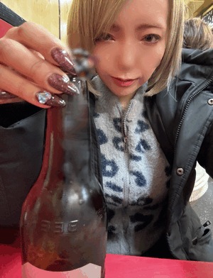 みな