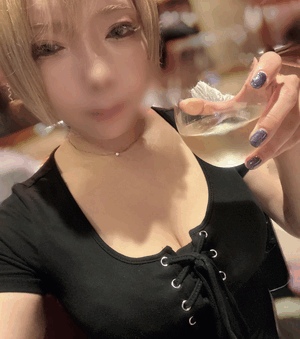 みな