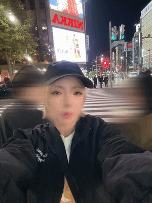 みな