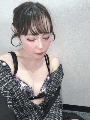 痴女グラム