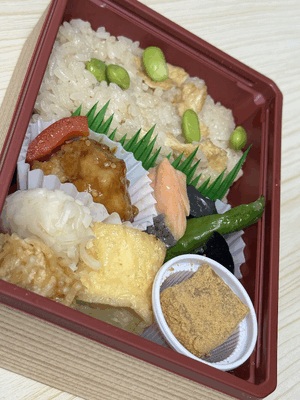 まみ