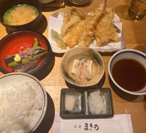 まい