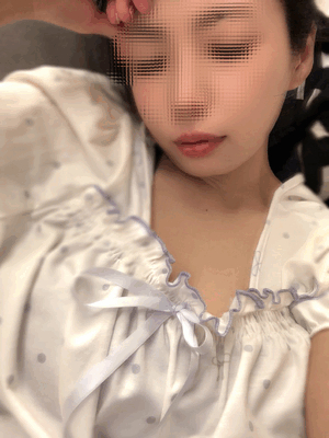 すず 写メ
